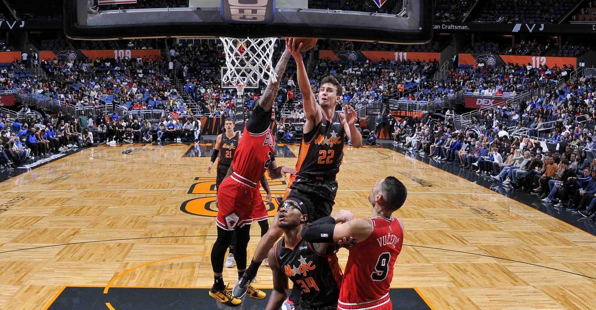 刚刚！尤文图斯赛前单刀错失塞维利亚队长鼓劲备战欧联，风云突变芝加哥公牛赛前绝杀压哨的简单介绍